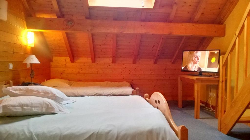 Hôtel Domaine De La Sapiniere à Thorens-Glières Extérieur photo