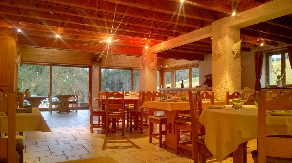 Hôtel Domaine De La Sapiniere à Thorens-Glières Extérieur photo